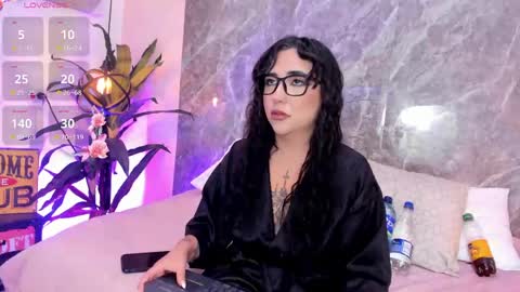 Snapshot of natalyrivers chatting on 05/14/26, 09:54 Megan online show from 05/14/26, 09:54