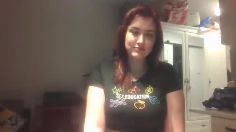 Snapshot of natasha666125654 chatting on 02/18/26, 09:22 RedHeadFox online show from 02/18/26, 09:22