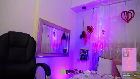 natasha online show from 03/07/25, 01:40