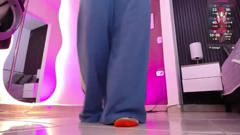 natasha online show from 10/07/25, 12:57