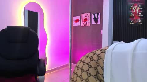 natasha online show from 11/21/25, 12:37