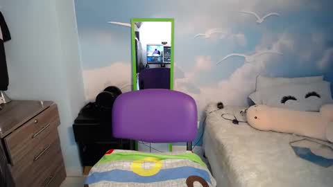 Snapshot of natasha_bernett chatting on 02/09/25, 11:15 Natasha Bernett online show from 02/09/25, 11:15