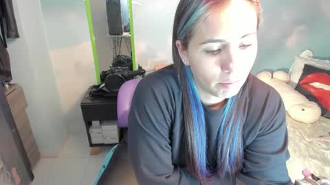 Snapshot of natasha_bernett chatting on 10/03/25, 11:24 Natasha Bernett online show from 10/03/25, 11:24