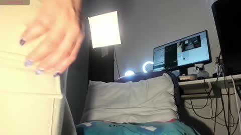 Snapshot of natasha_bernett chatting on 11/01/25, 04:53 Natasha Bernett online show from 11/01/25, 04:53