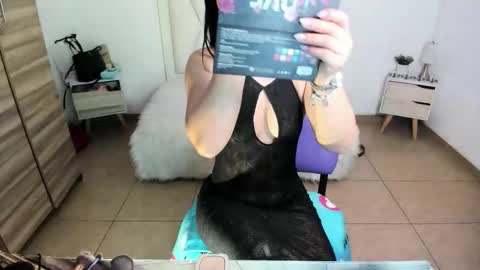 Snapshot of natasha_bernett chatting on 03/05/26, 12:17 Natasha Bernett online show from 03/05/26, 12:17