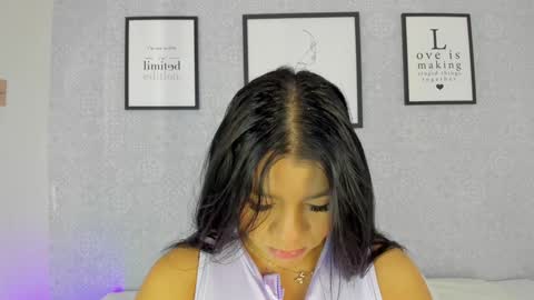  Natasha  online show from 02/04/25, 10:54