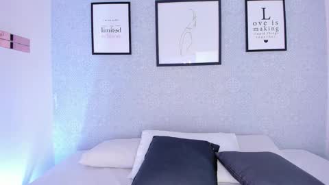  Natasha  online show from 10/13/25, 12:16