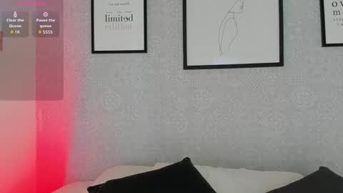  Natasha  online show from 10/29/25, 11:34