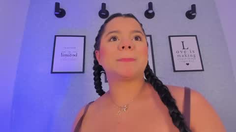  Natasha  online show from 05/16/26, 11:42