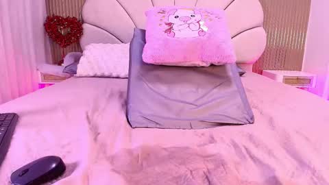 Natasha online show from 03/10/26, 07:41