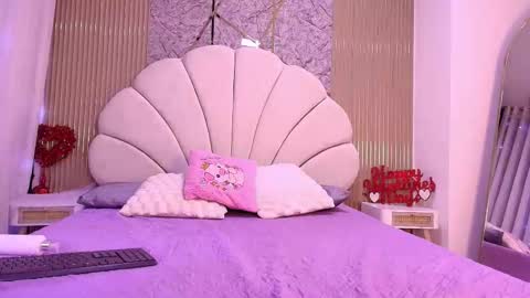 Natasha online show from 03/17/26, 07:28