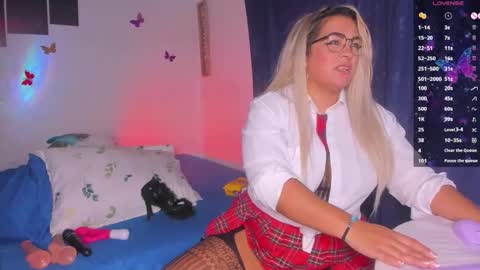 Natty online show from 11/21/25, 10:19