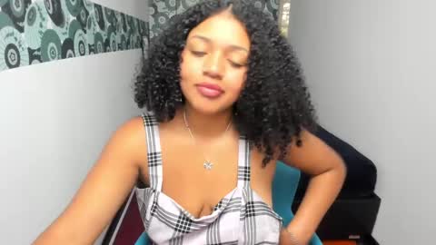Snapshot of natasha_rose__ chatting on 03/02/25, 02:32 N A T A S H A online show from 03/02/25, 02:32