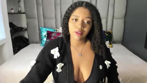 Snapshot of natasha_rose__ chatting on 10/22/25, 07:46 N A T A S H A online show from 10/22/25, 07:46