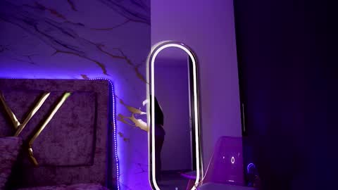 Natasha Vesper  online show from 01/08/26, 07:05