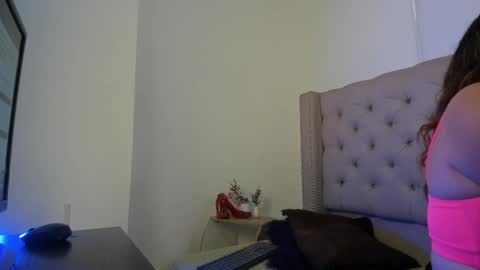 Snapshot of natashaa_clauss chatting on 05/19/26, 06:58 Natasha Claus online show from 05/19/26, 06:58