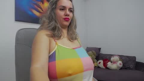 natashaboobs online show from 03/04/25, 06:47