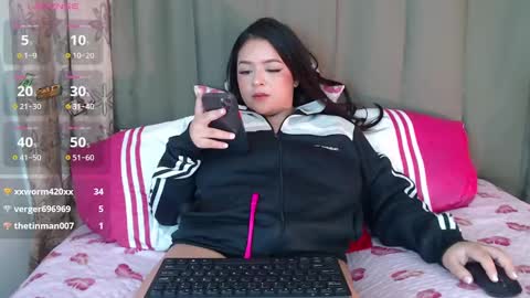 natashagil online show from 02/05/25, 01:15