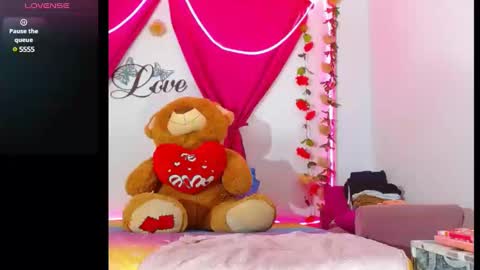 NatashaKissess   online show from 02/20/25, 04:03