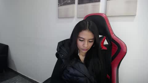 Snapshot of natashax_hot chatting on 01/14/26, 07:30 Natashax online show from 01/14/26, 07:30