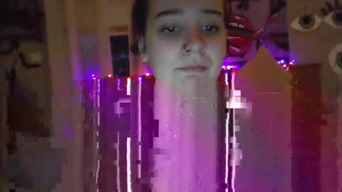 natbaby2002 online show from 10/13/25, 11:49