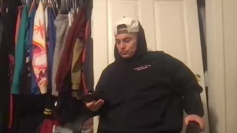 natetheexplorer online show from 10/10/25, 04:44