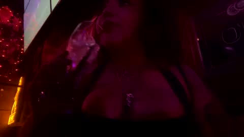 nathalia online show from 10/04/25, 03:59