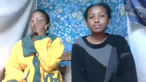 nathalia069 online show from 05/13/26, 02:09