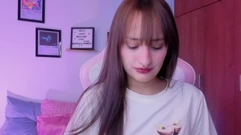 Nathalia Ramirez online show from 04/25/26, 05:32