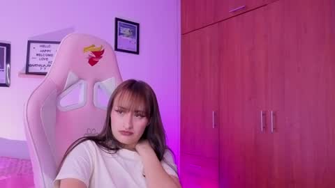 Nathalia Ramirez online show from 05/14/26, 04:41