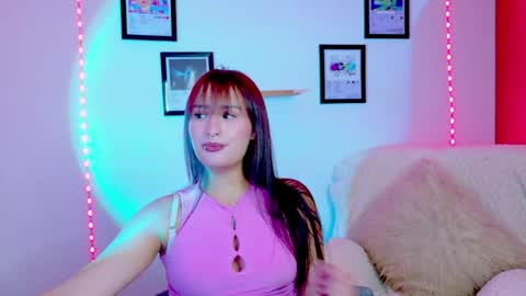 Nathalia Ramirez online show from 06/04/26, 11:22