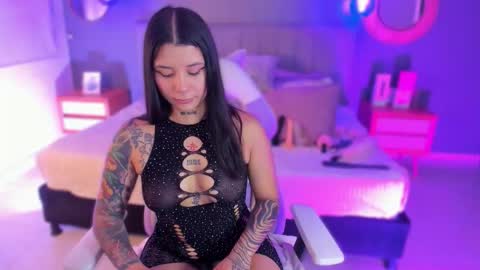 nathalia stone  online show from 02/22/26, 03:07