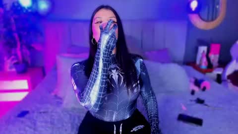 nathalia stone  online show from 07/24/26, 03:59