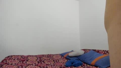 Nathaly online show from 12/31/24, 08:02