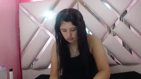 nathaly low online show from 01/13/26, 12:43