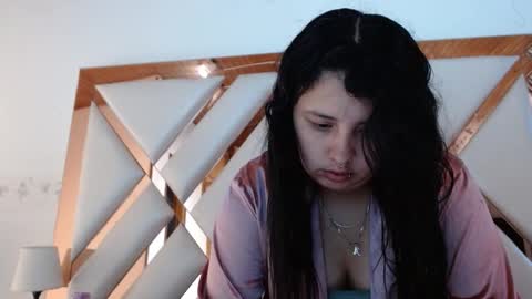 nathaly low online show from 02/25/26, 12:59