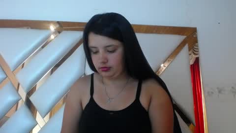 nathaly low online show from 05/07/26, 01:38
