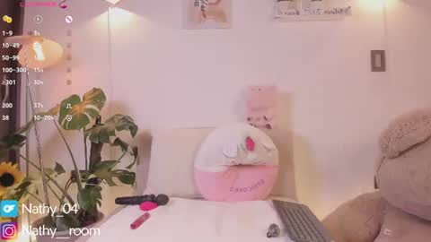 Snapshot of nathaly_star04 chatting on 06/11/26, 12:32 online show from 06/11/26, 12:32