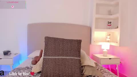 NATHALY  online show from 10/28/25, 03:14