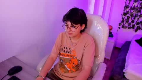 nathalyy_ds online show from 02/09/26, 07:18