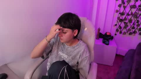 nathalyy_ds online show from 03/05/26, 09:44