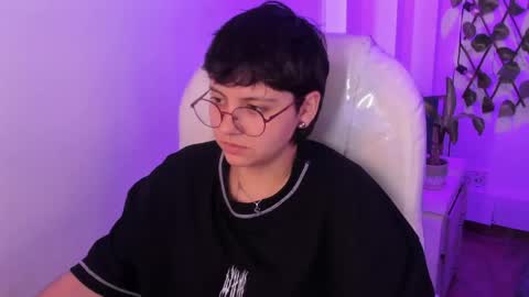 nathalyy_ds online show from 04/08/26, 08:31