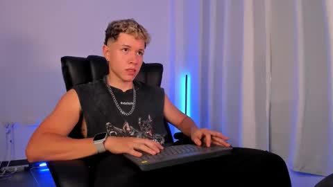 Nathan online show from 11/25/25, 07:58