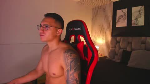 nathan_gross online show from 02/18/25, 04:58