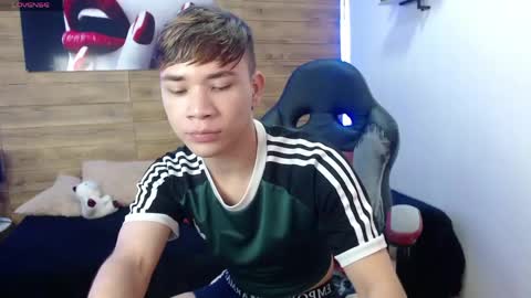 nathanclay online show from 04/30/26, 04:19