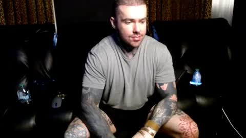 Snapshot of nathaniel_13 chatting on 06/19/26, 09:51 NathanielFlex online show from 06/19/26, 09:51