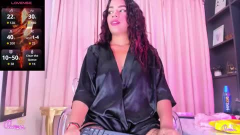 Snapshot of nathy_brown20 chatting on 05/31/26, 12:30 nathy online show from 05/31/26, 12:30