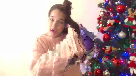 Nathalia online show from 11/14/25, 01:10