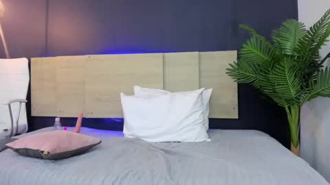 Snapshot of nathy_ross chatting on 02/21/25, 07:34 nathy_ross online show from 02/21/25, 07:34