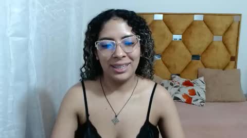 nathy_voyeur online show from 03/22/26, 01:53